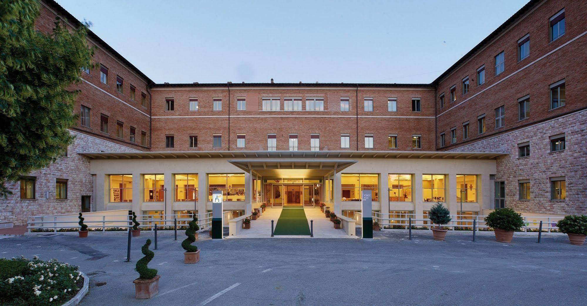 Domus Pacis Assisi Hotel Luaran gambar